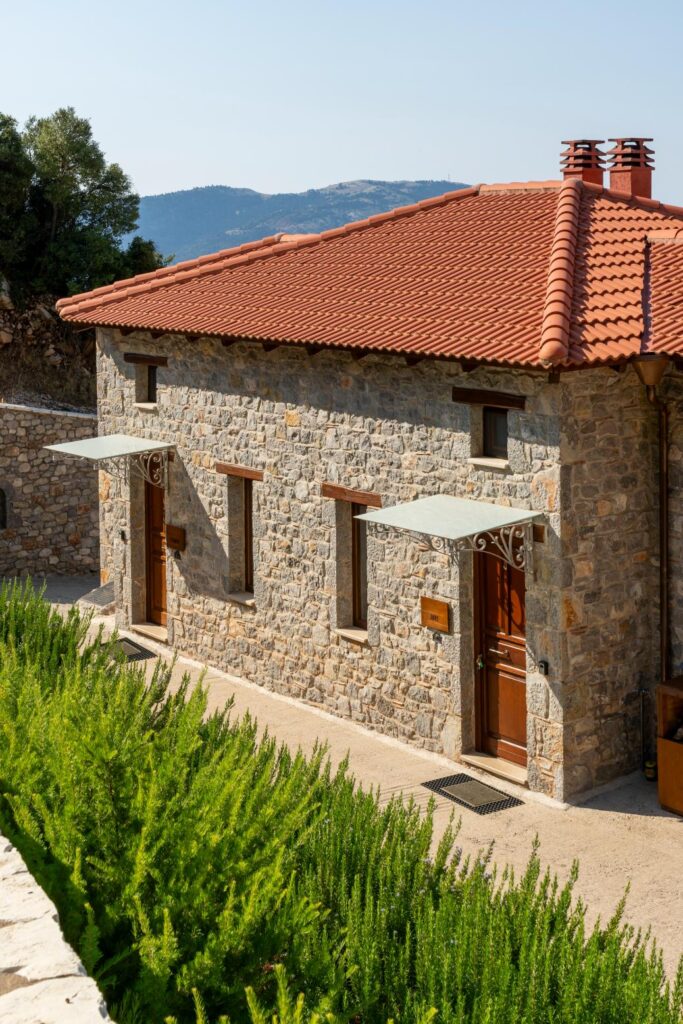 Meliades Arachova Rooms