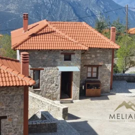 Meliades Arachova Rooms Kelaino